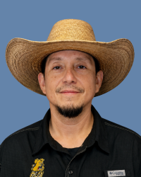 Adrian Flores